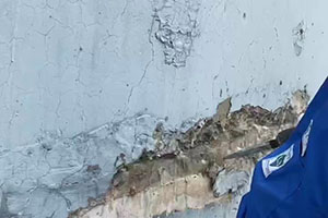 伸缩缝裂缝堵漏施工视频