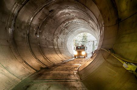 亚洲精品久久国产高清情趣