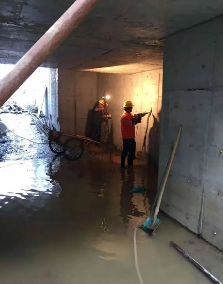 亚洲精品久久国产高清情趣